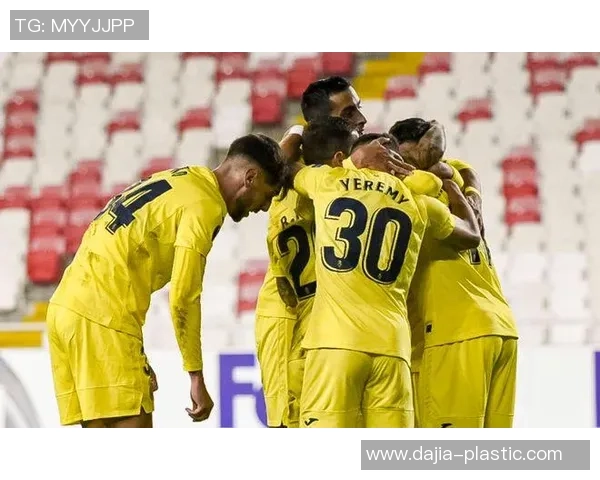 特马卡比与费伦激战正酣谁能在这场对决中笑到最后